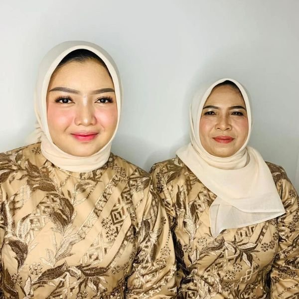 Make Up Engagement/Lamaran